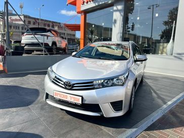 טויוטה קורולה