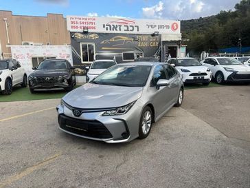 טויוטה קורולה