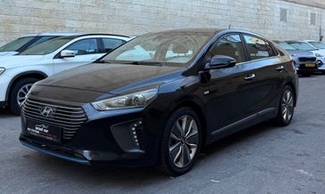 יונדאי איוניק