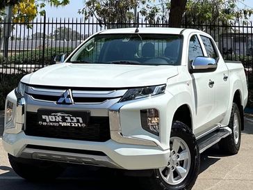 מיצובישי L-200