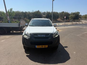 איסוזו D-Max