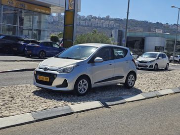 יונדאי I10