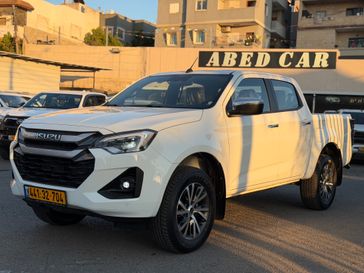 איסוזו D-Max