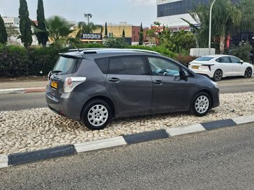 טויוטה וורסו