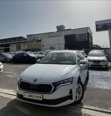 סקודה אוקטביה