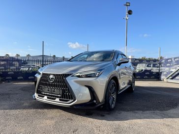 לקסוס NX450PHEV