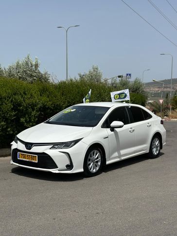 טויוטה קורולה