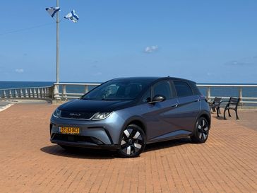 בי ווי די BYD DOLPHIN