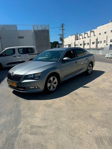 סקודה סופרב