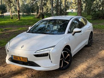 איויאיסי LIMO