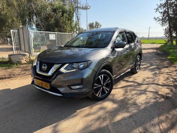 ניסאן X TRAIL