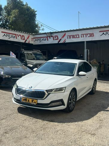 סקודה אוקטביה