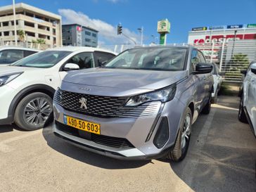 פיג'ו 5008