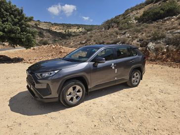 טויוטה RAV4