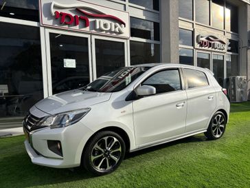 מיצובישי ספייס סטאר