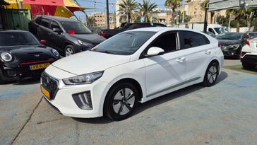 יונדאי איוניק