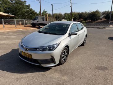 טויוטה קורולה