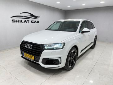 אאודי Q7