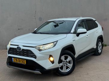 טויוטה RAV4