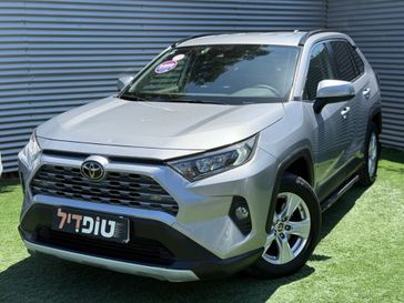 טויוטה RAV4