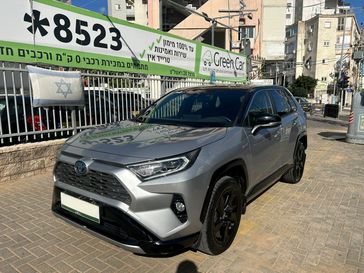 טויוטה RAV4