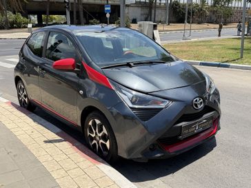 טויוטה אייגו