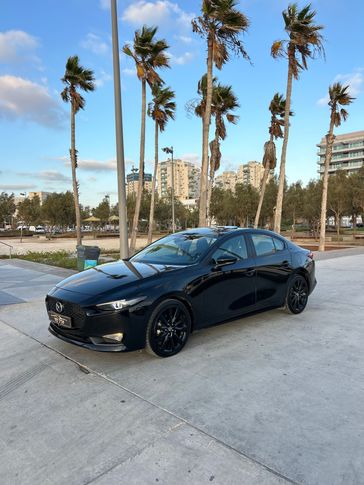 מזדה 3