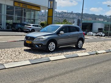 סוזוקי SX4 CROSSOVER