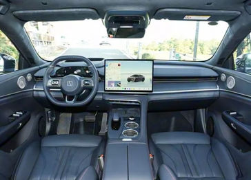 זיקאר ZEEKR 001