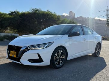 ניסאן סנטרה