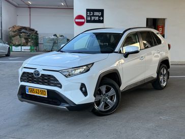 טויוטה RAV4