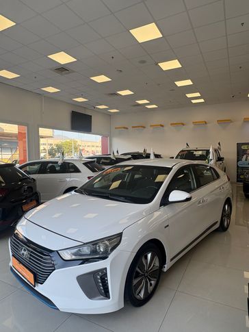 יונדאי איוניק
