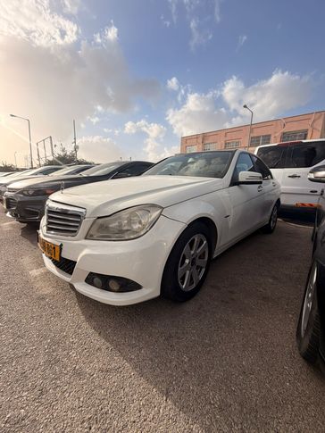 מרצדס C קלאס