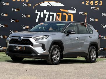 טויוטה RAV4