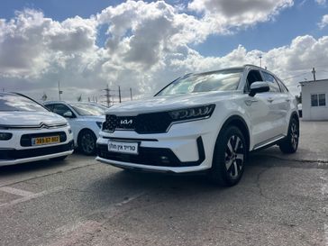 קיה סורנטו