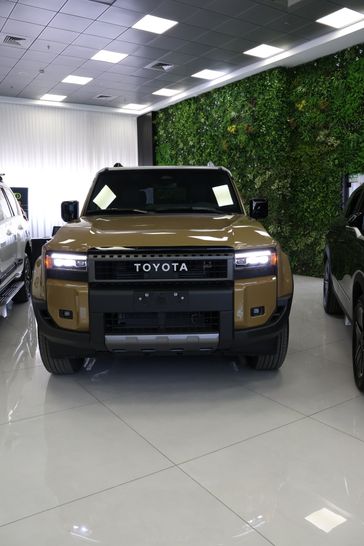 טויוטה לנד קרוזר