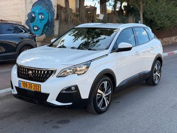 פיג'ו 3008