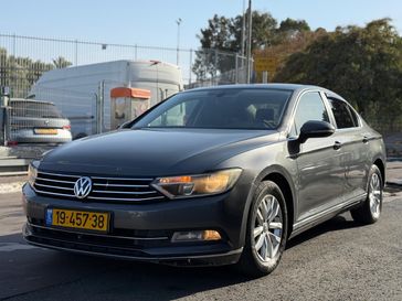 פולקסווגן פאסאט