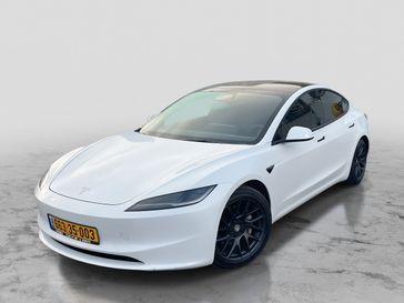 טסלה MODEL 3