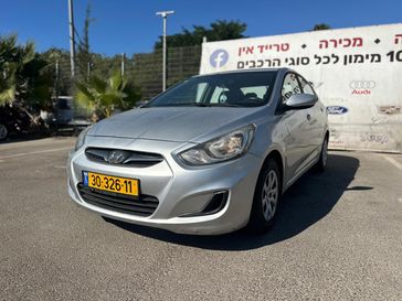 יונדאי I25