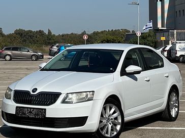סקודה אוקטביה