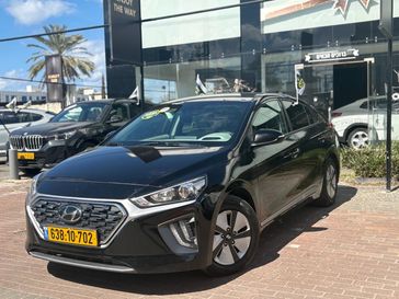 יונדאי איוניק