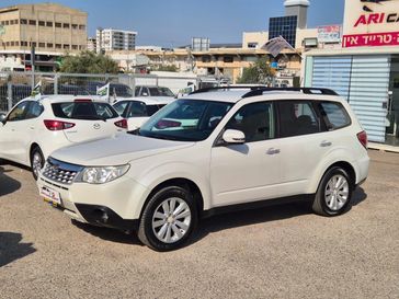 סובארו פורסטר