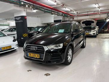 אאודי Q3