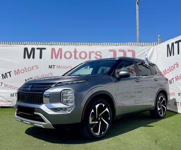 מיצובישי אאוטלנדר