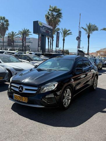 מרצדס GLA קלאס