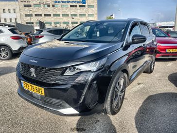 פיג'ו 5008