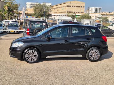 סוזוקי SX4 CROSSOVER