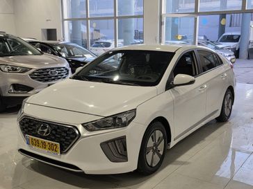 יונדאי איוניק