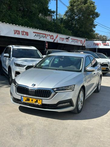 סקודה אוקטביה